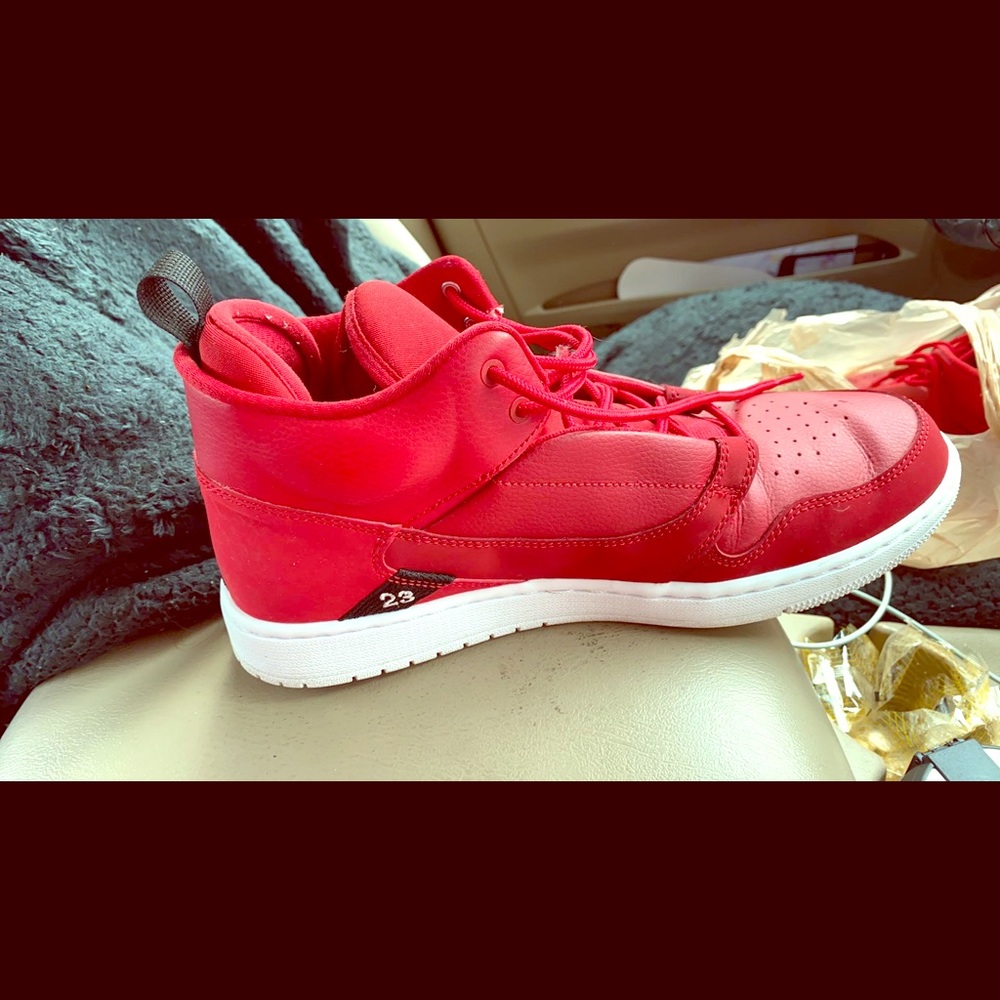 Men’s Air Jordan Fadeaways Size 10